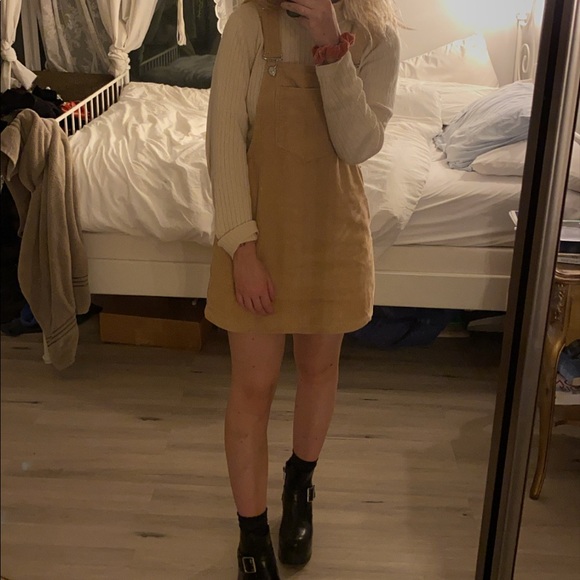 Forever 21 size M tan corduroy overall dress - Picture 8 of 8